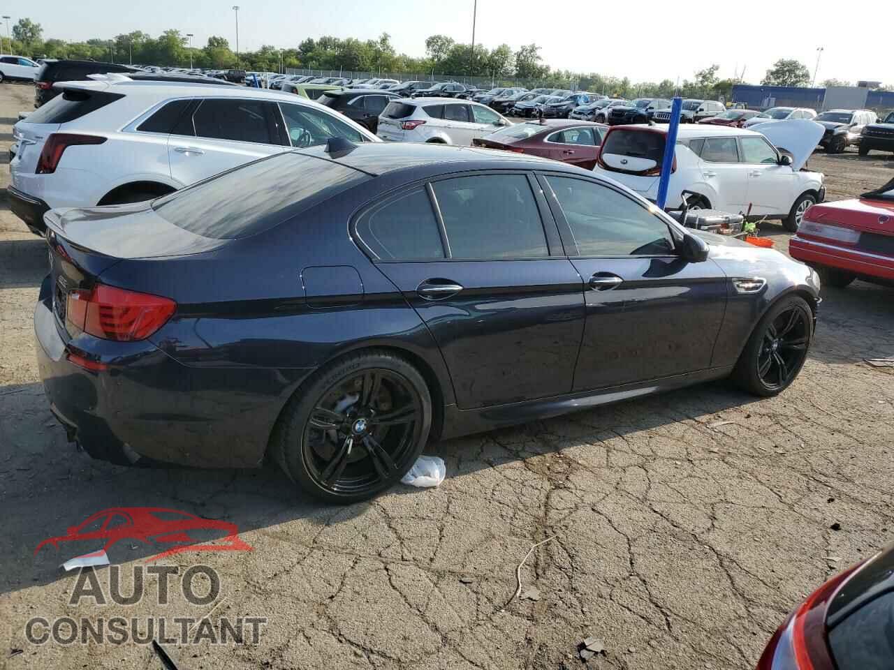 BMW M5 2013 - WBSFV9C5XDC772851