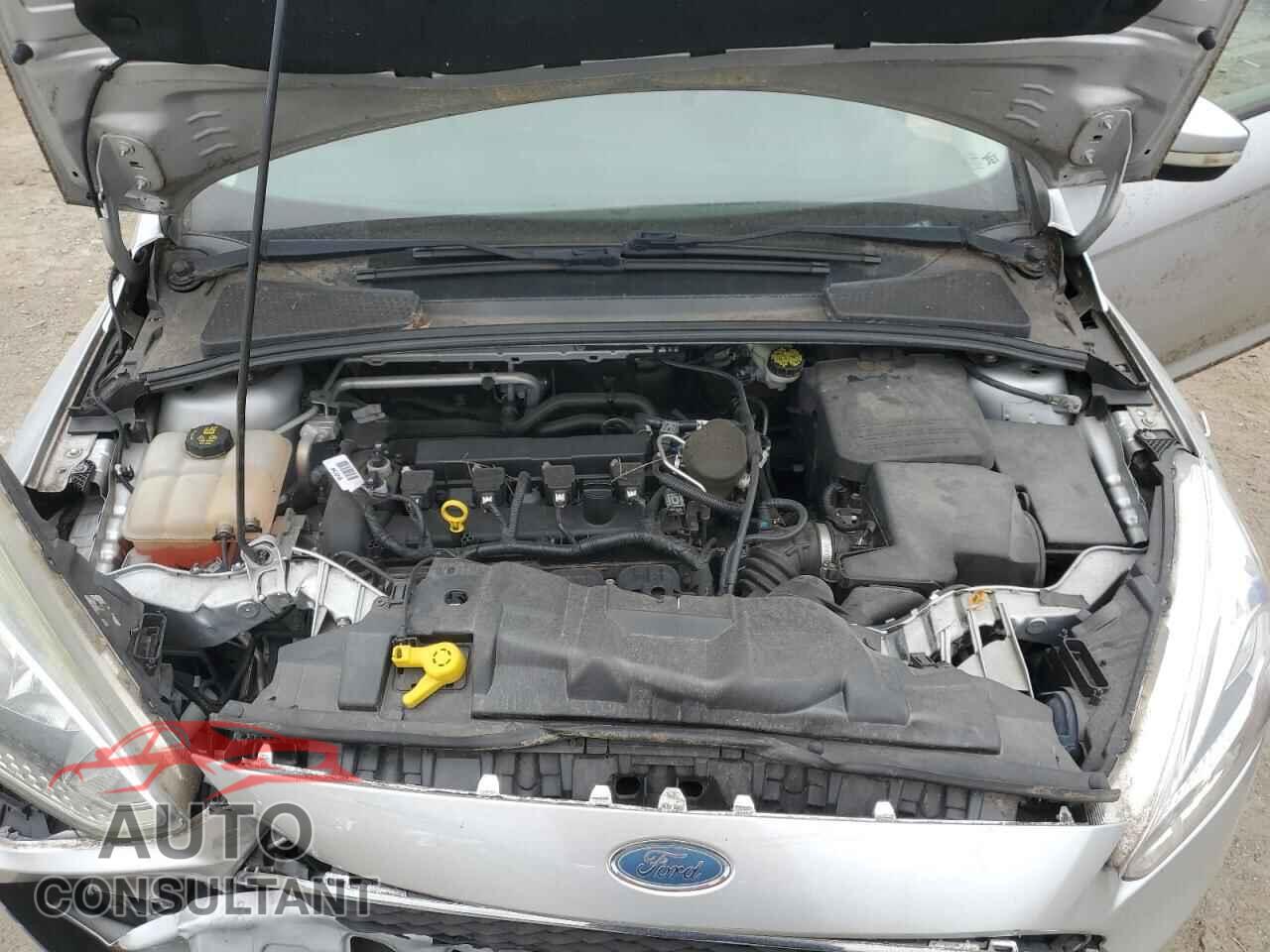 FORD FOCUS 2015 - 1FADP3F21FL349687