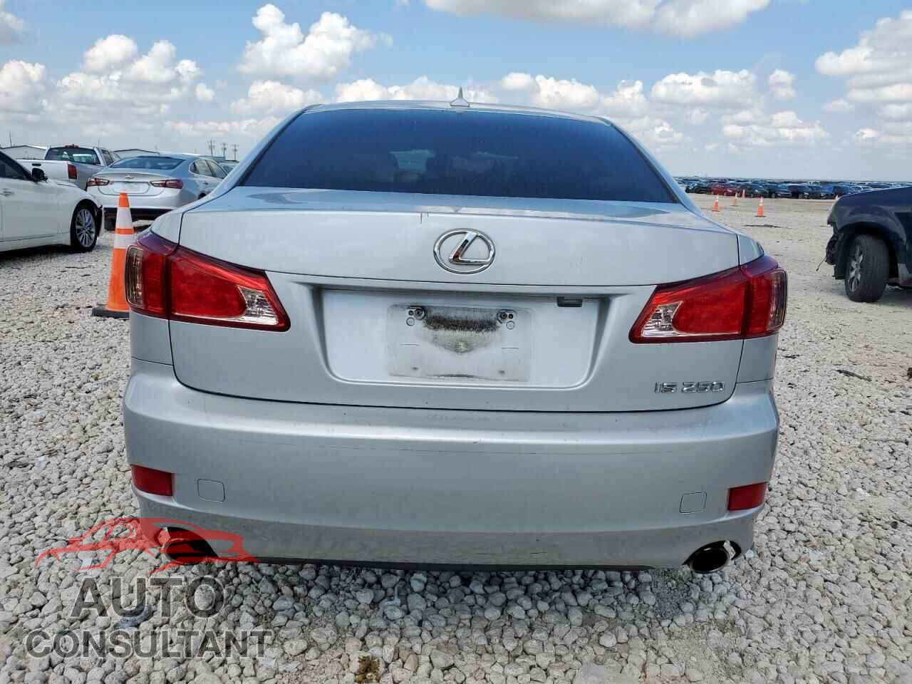 LEXUS IS 2012 - JTHBF5C23C5158114