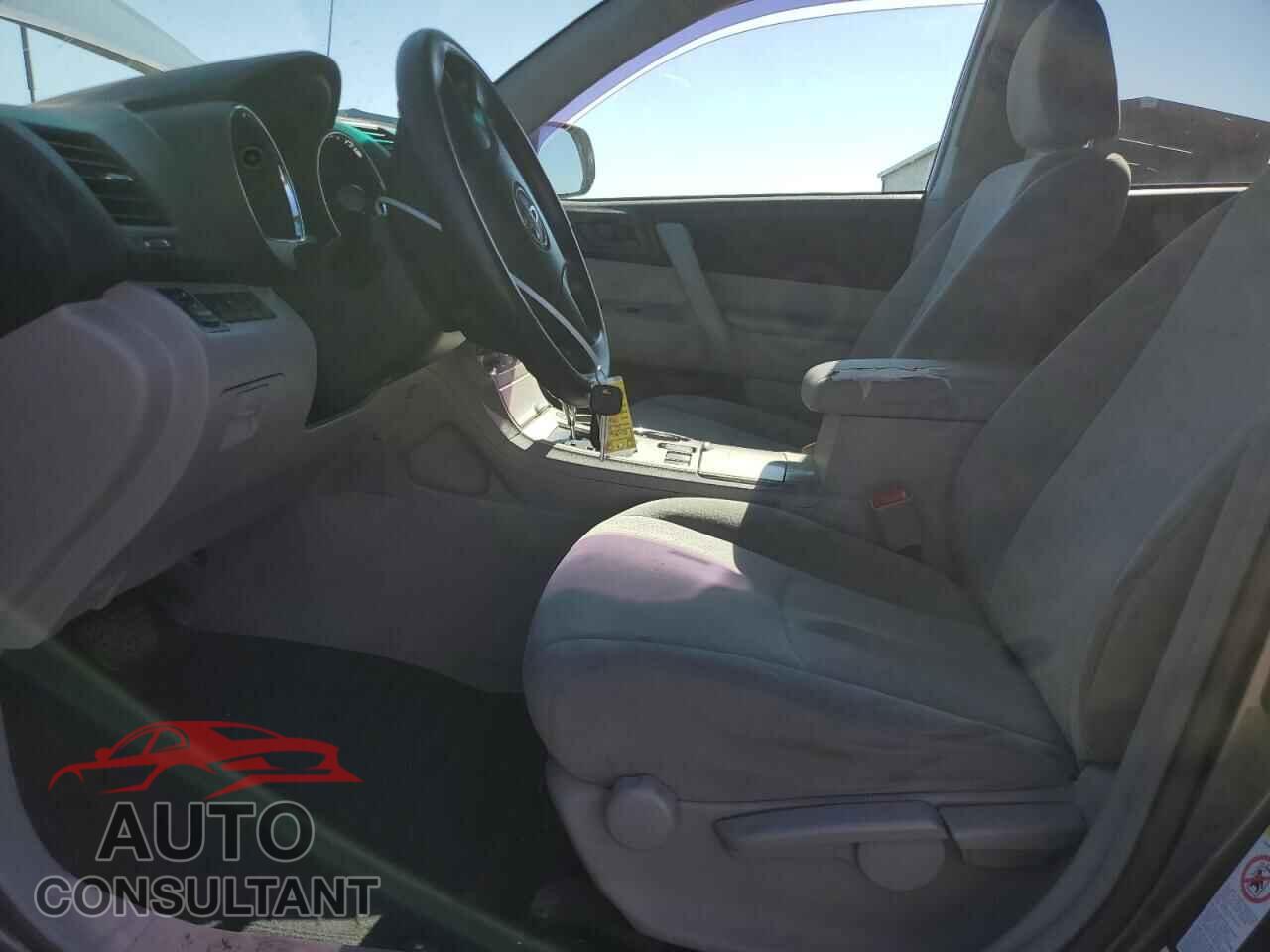 TOYOTA HIGHLANDER 2012 - 5TDBK3EH0CS159380