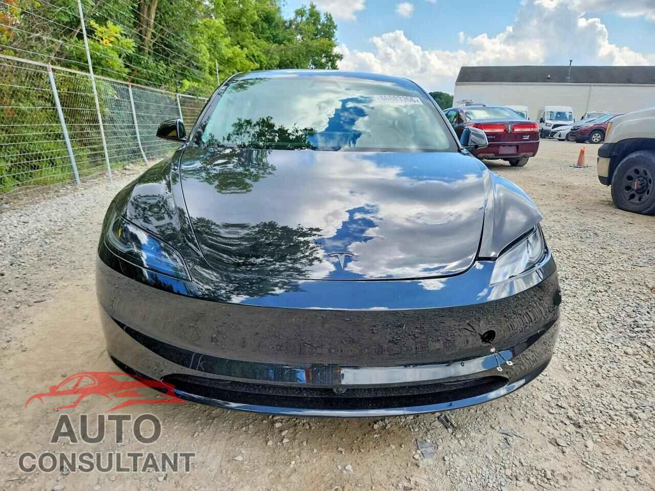 TESLA MODEL 3 2026 - 5YJ3E1EB9TF179918