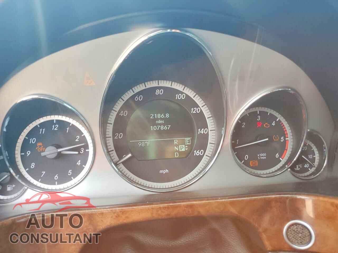 MERCEDES-BENZ E-CLASS 2011 - WDDHF2EB4BA465357