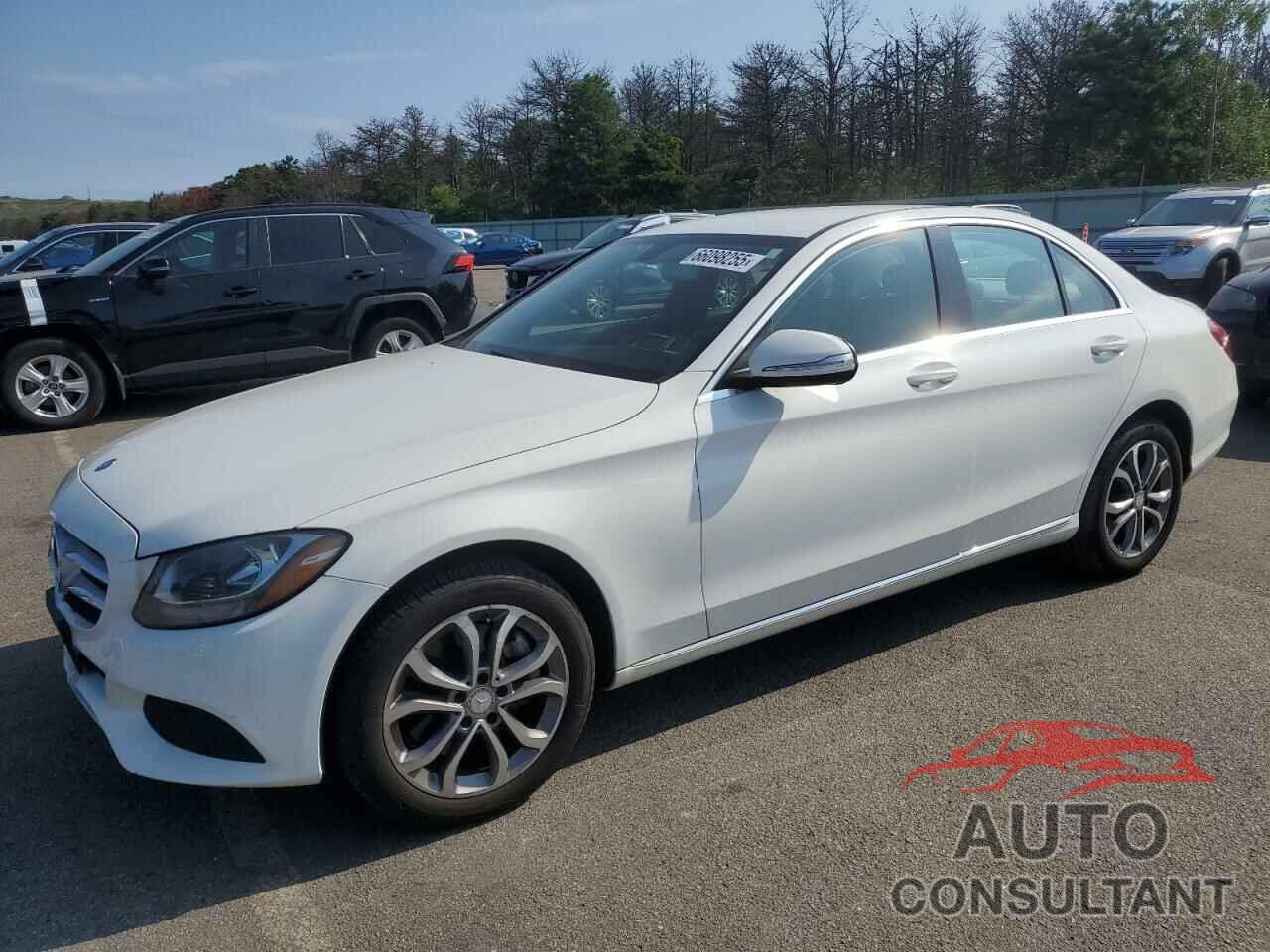 MERCEDES-BENZ C-CLASS 2015 - 55SWF4KB2FU024260