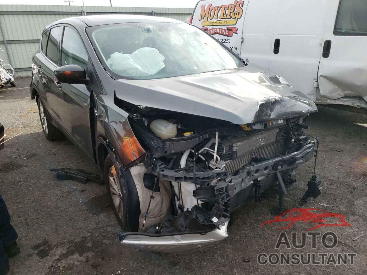 FORD ESCAPE 2019 - 1FMCU0GD8KUB57437