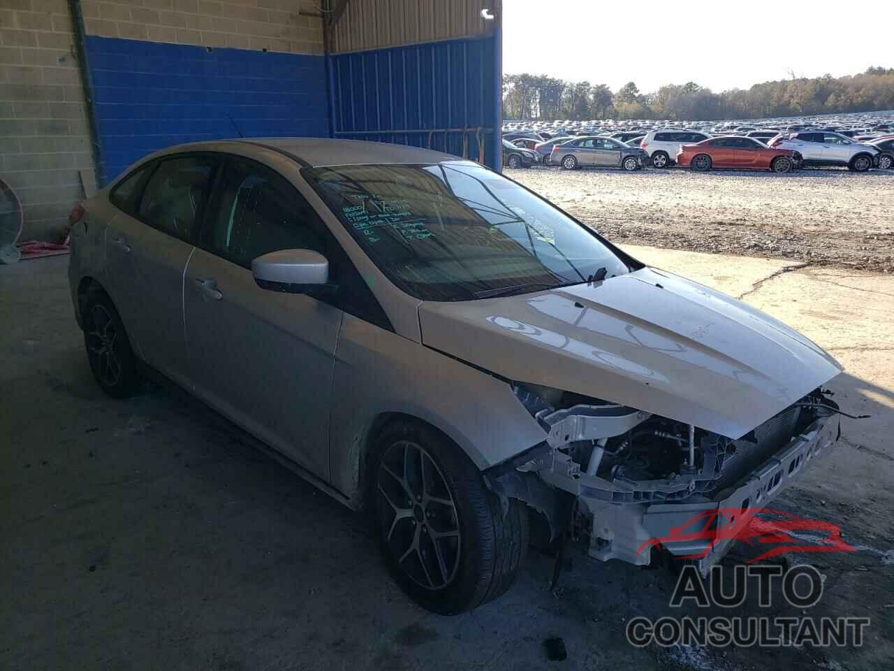 FORD FOCUS 2018 - 1FADP3F29JL299906
