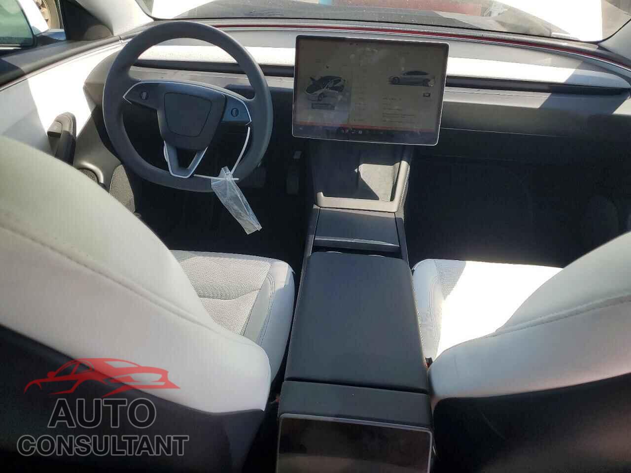 TESLA MODEL 3 2024 - 5YJ3E1EA4RF793761