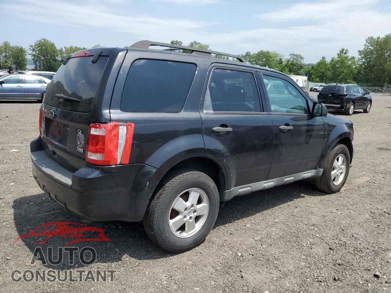 FORD ESCAPE 2011 - 1FMCU9DG9BKA65526