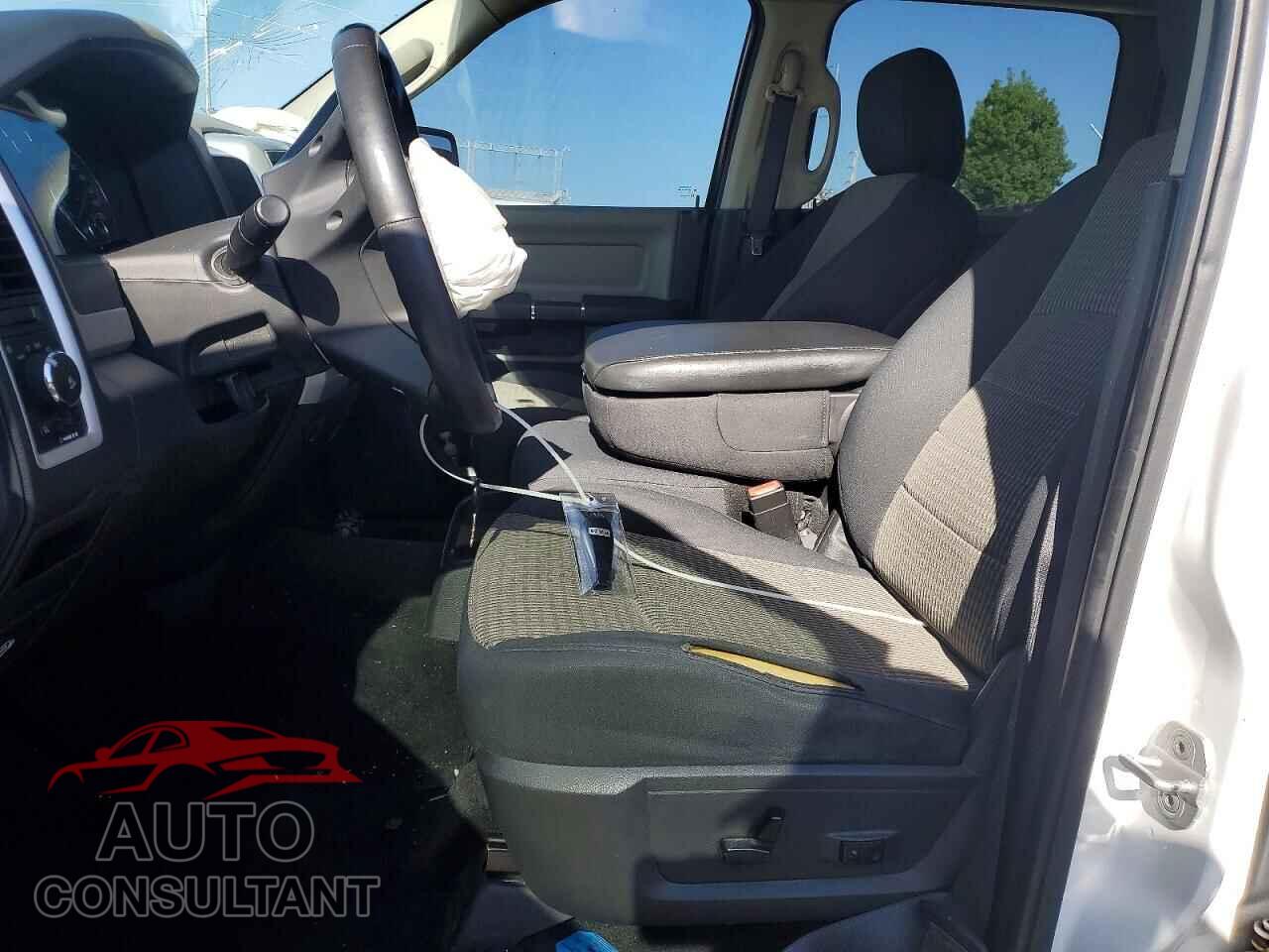 DODGE RAM 1500 2012 - 1C6RD6LT9CS275063