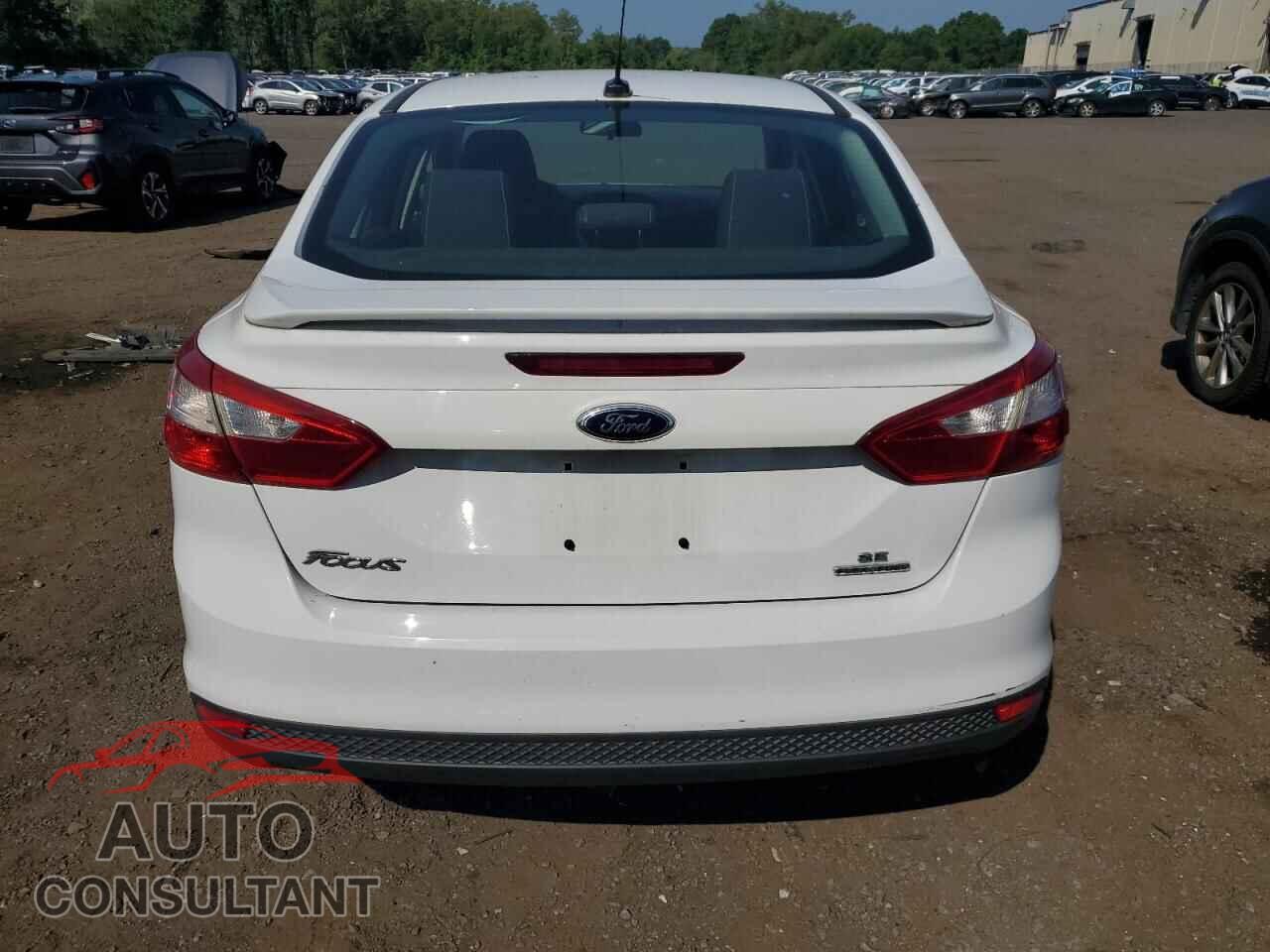 FORD FOCUS 2012 - 1FAHP3F23CL462652