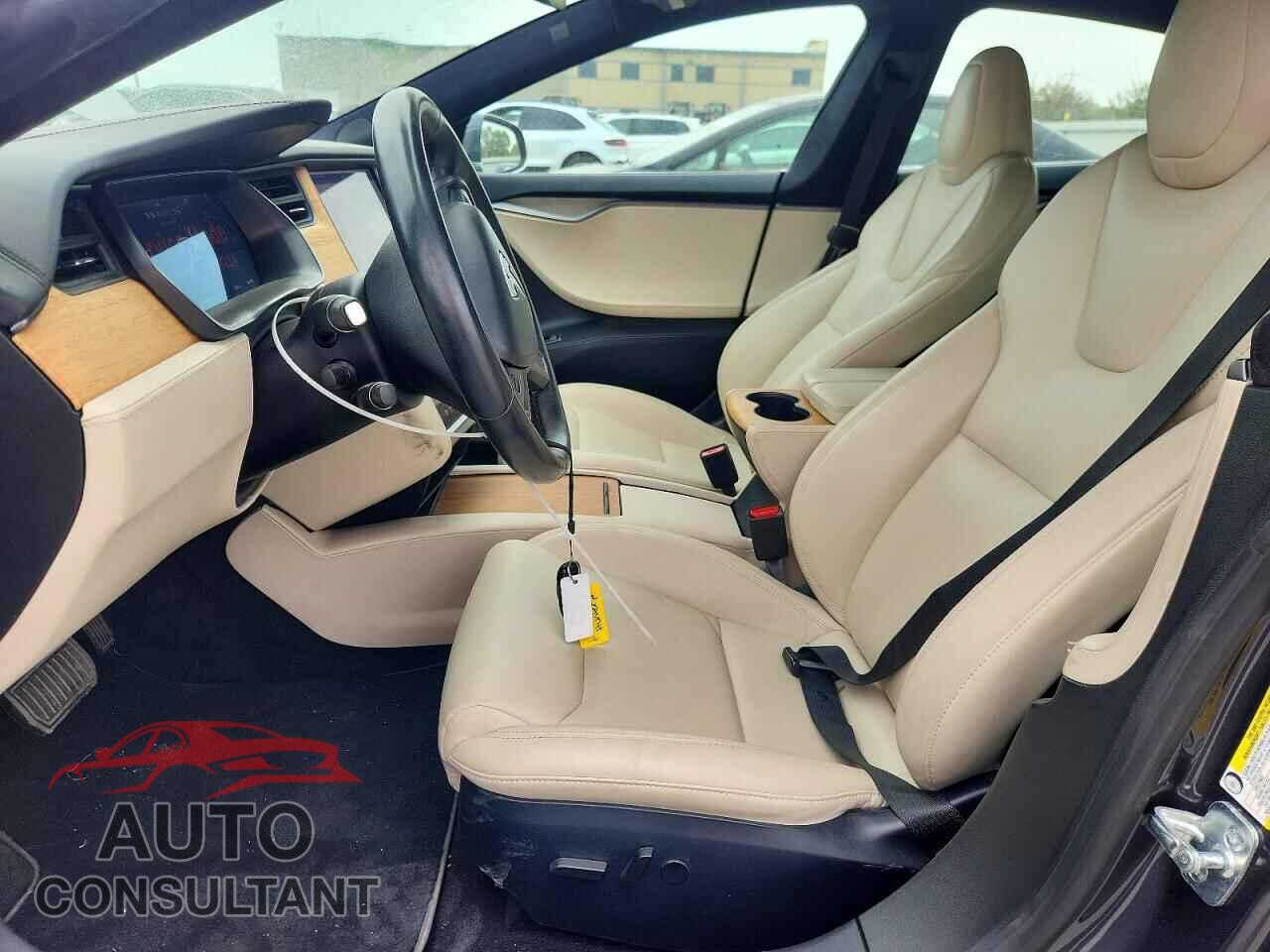 TESLA MODEL S 2020 - 5YJSA1E23LF409234