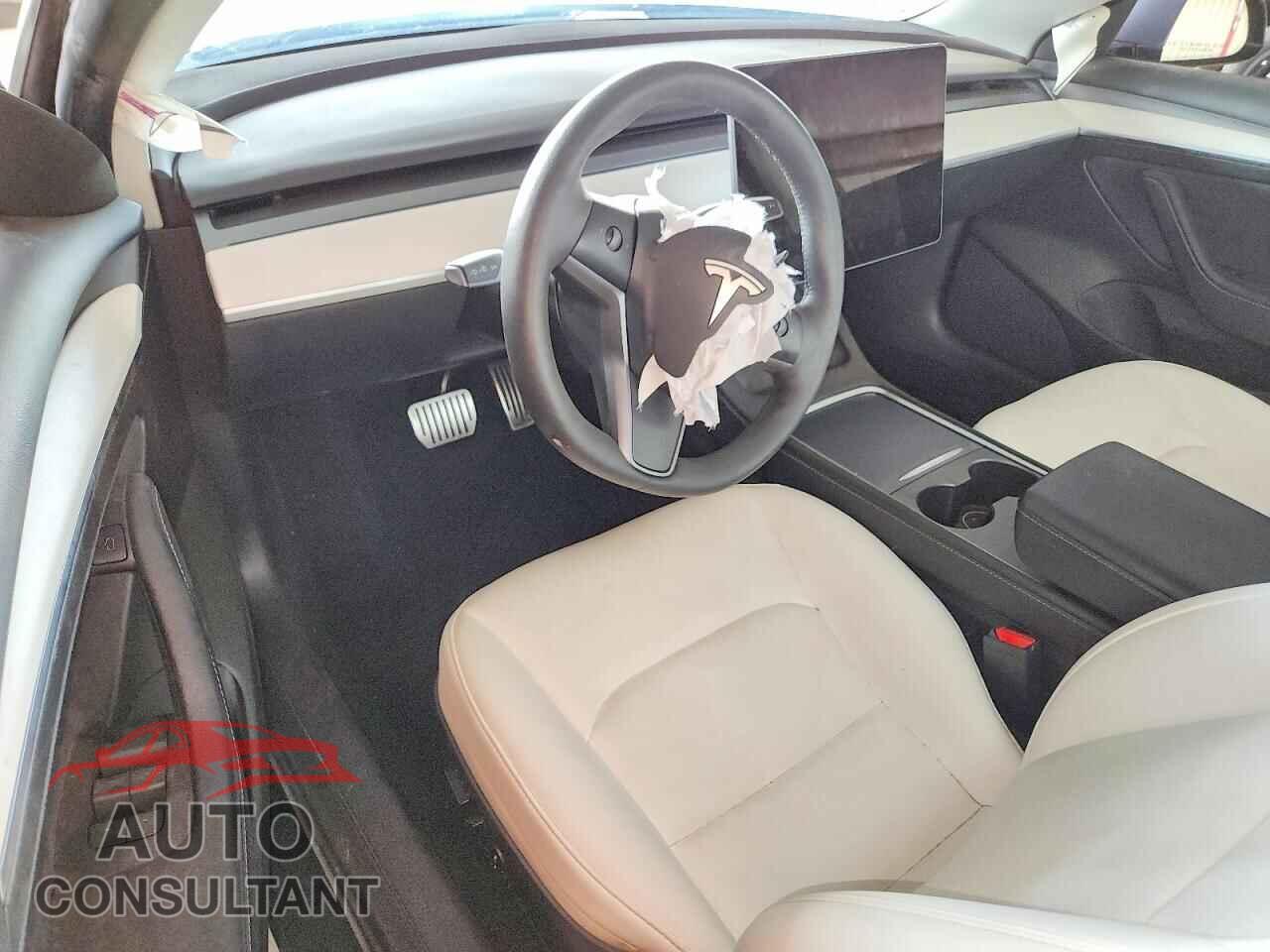 TESLA MODEL 3 2023 - 5YJ3E1EA8PF551228