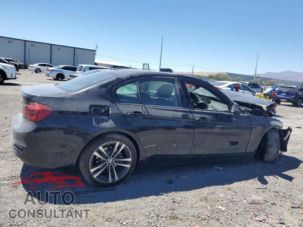 BMW 3 SERIES 2018 - WBA8B9C57JEE82401
