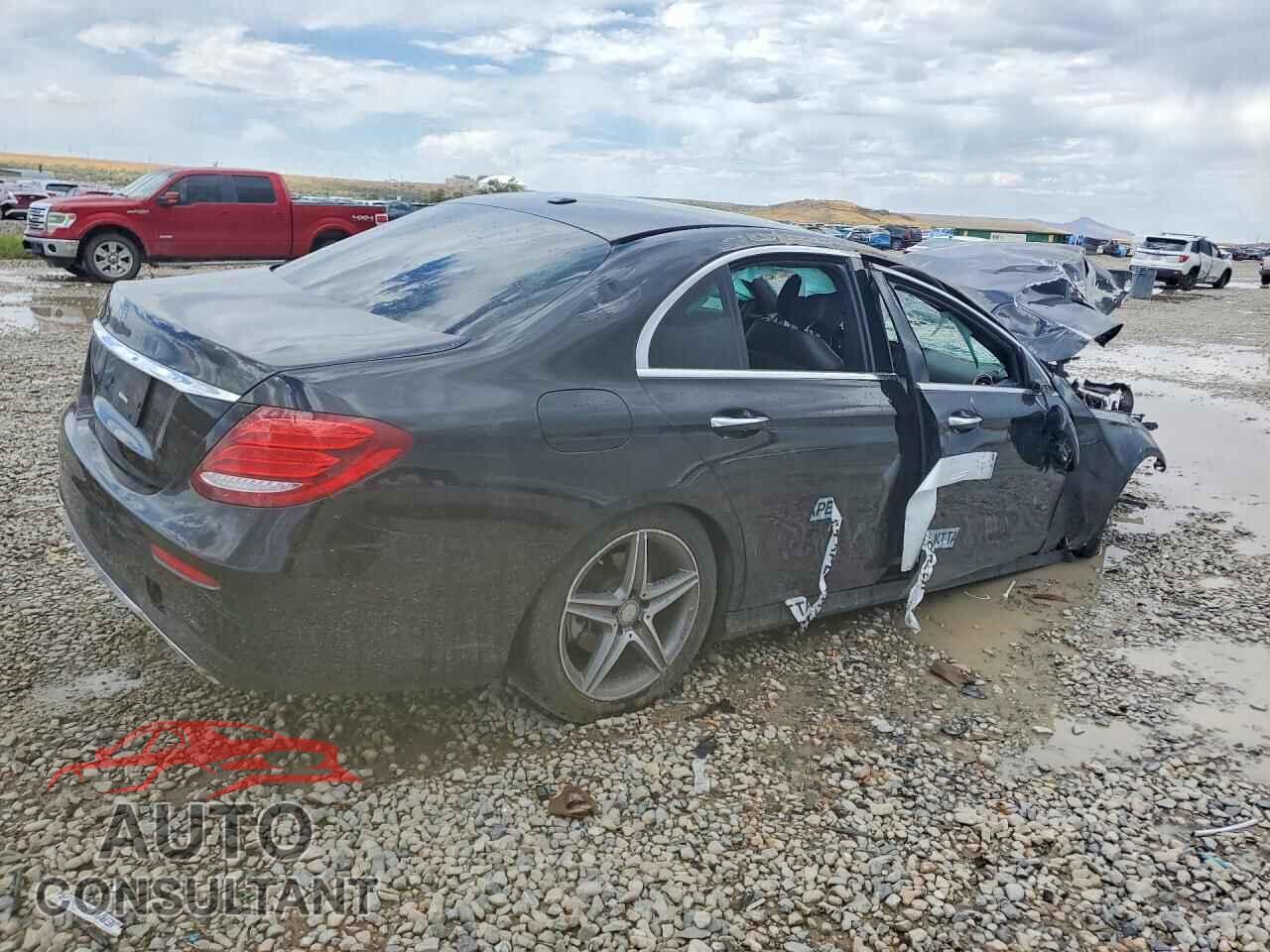 MERCEDES-BENZ E-CLASS 2017 - WDDZF4JB3HA009459
