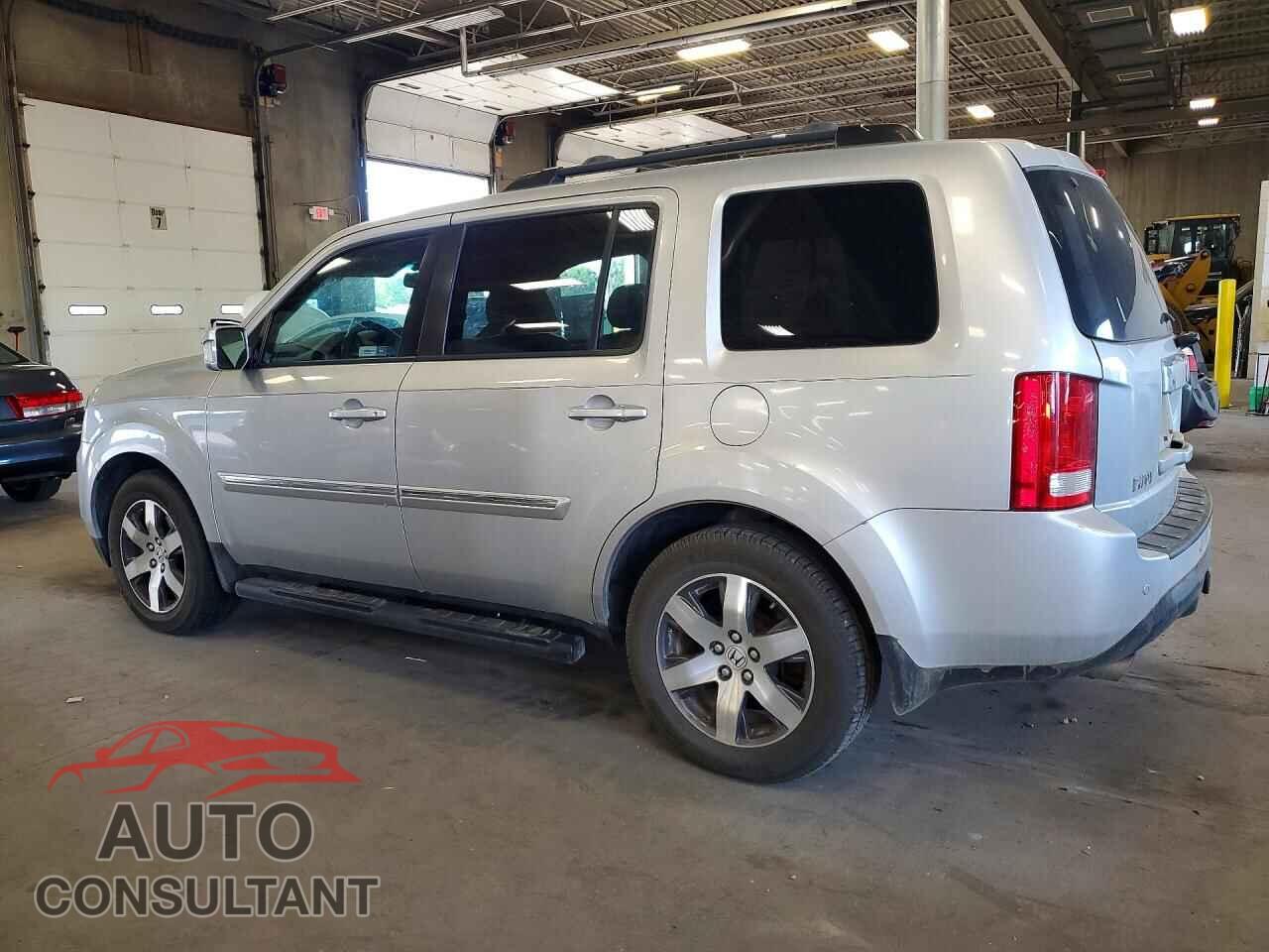 HONDA PILOT 2012 - 5FNYF3H96CB034732