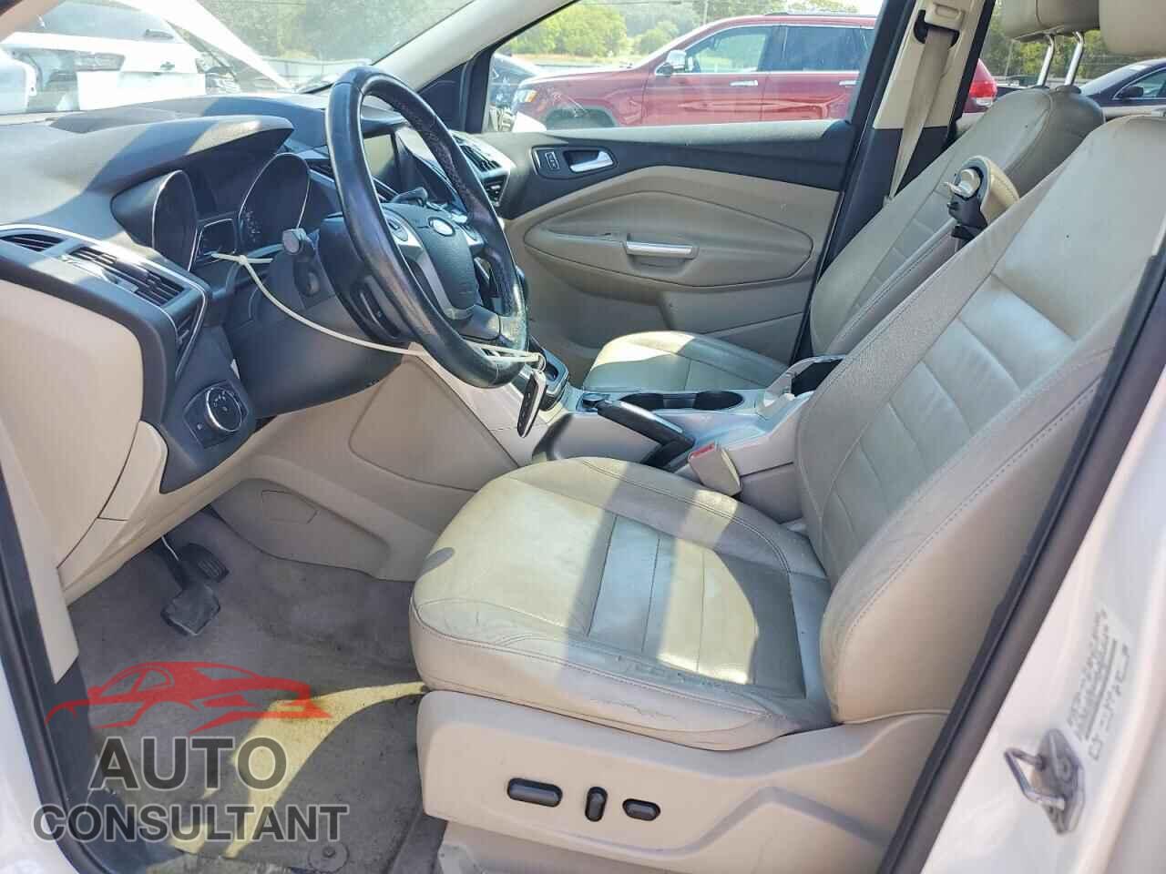 FORD ESCAPE 2013 - 1FMCU0HX5DUB76152