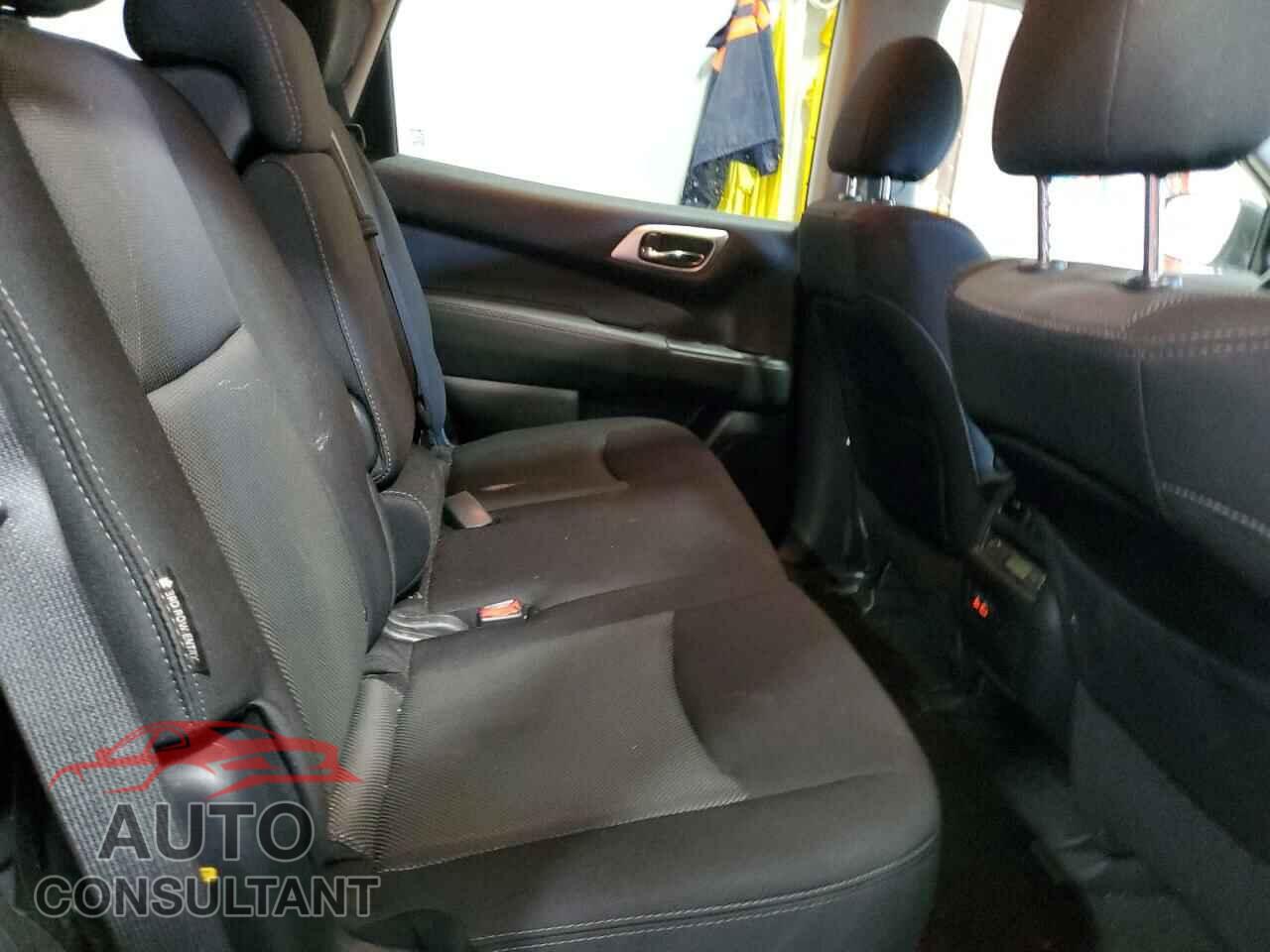 NISSAN PATHFINDER 2020 - 5N1DR2BM4LC650001