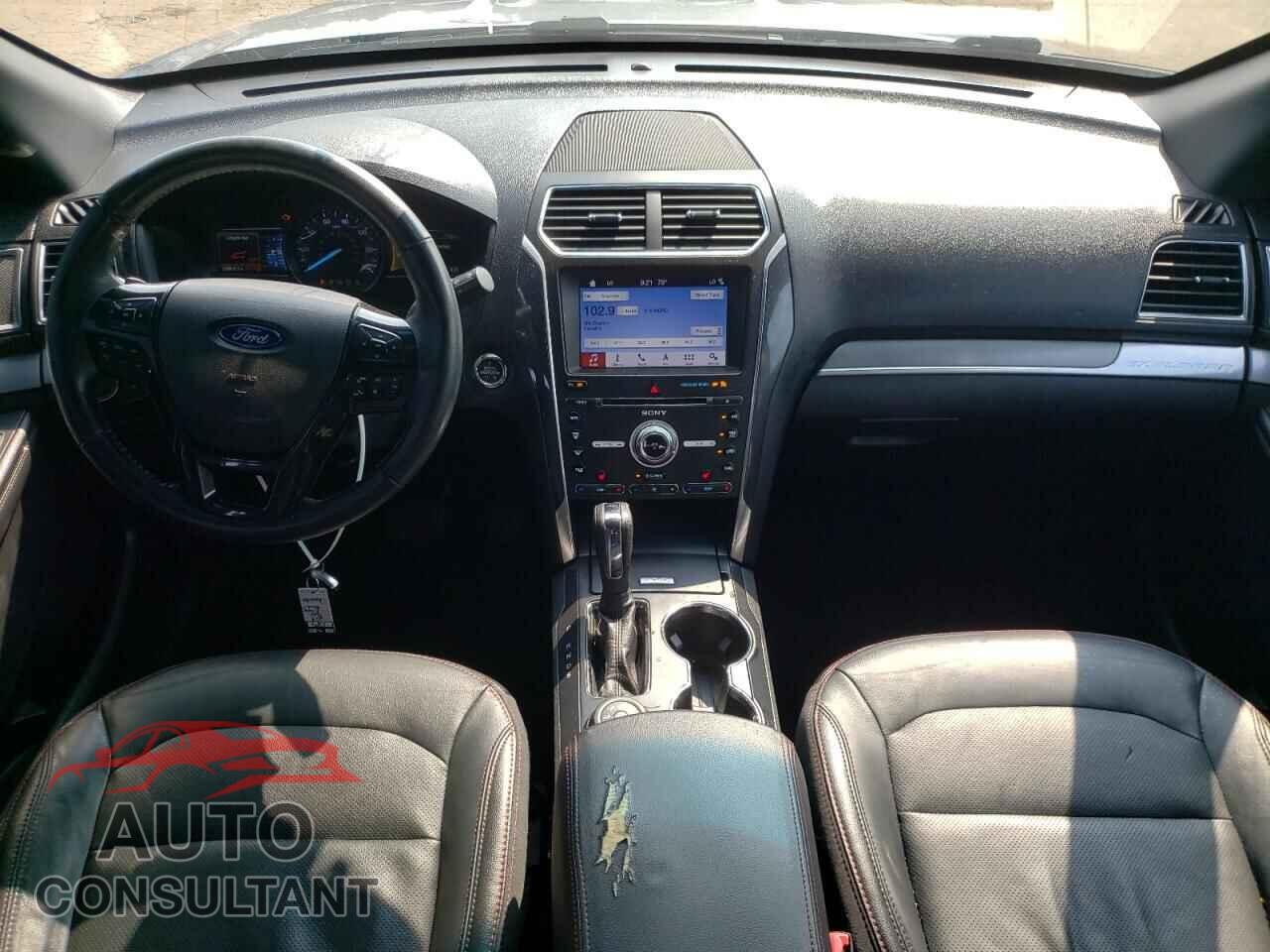 FORD EXPLORER 2018 - 1FM5K8GT9JGB62082