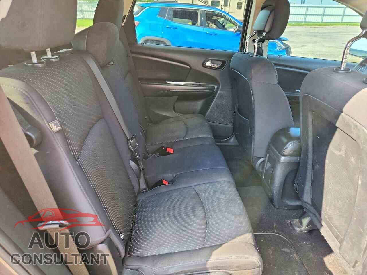 DODGE JOURNEY 2012 - 3C4PDCBB1CT369105