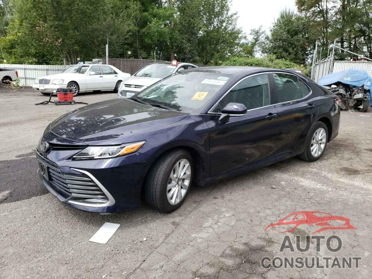 TOYOTA CAMRY 2021 - 4T1C11AK9MU421791