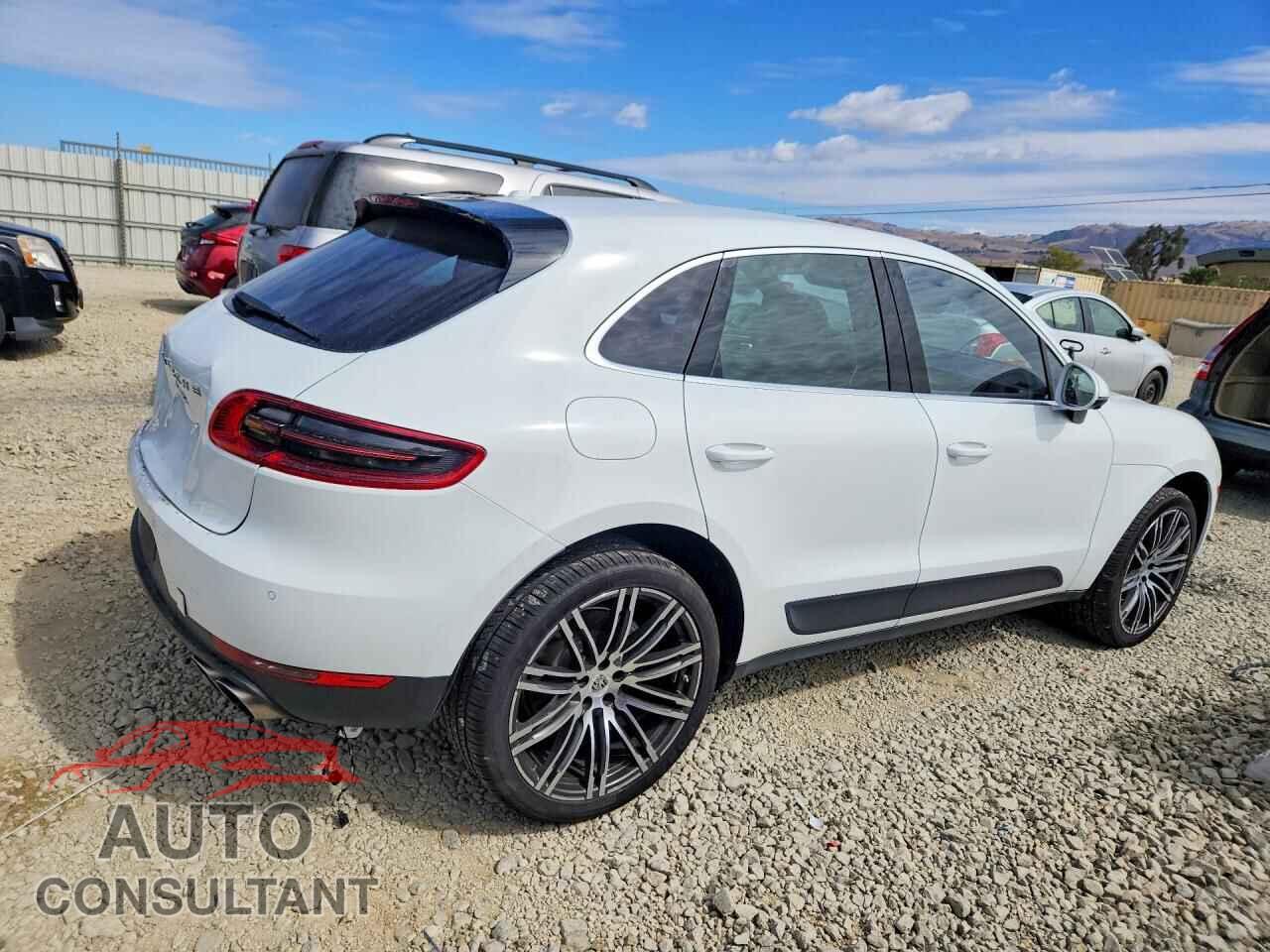 PORSCHE MACAN 2016 - WP1AB2A56GLB49413