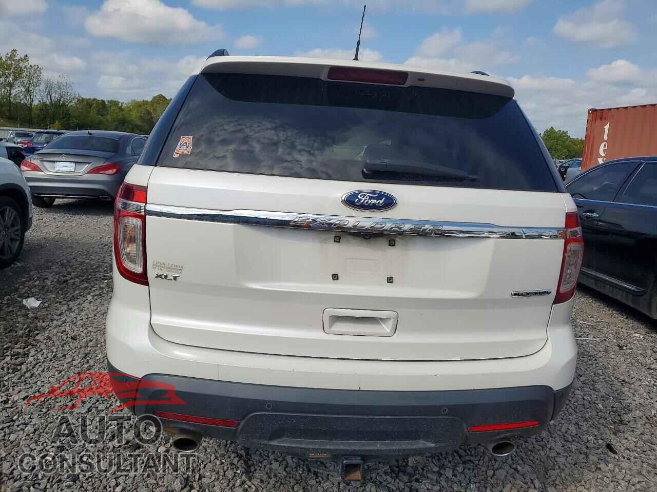 FORD EXPLORER 2015 - 1FM5K7D80FGA17823