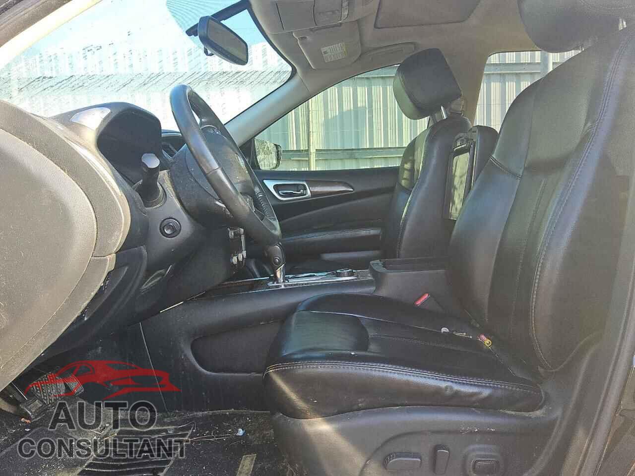 NISSAN PATHFINDER 2017 - 5N1DR2MM4HC698926