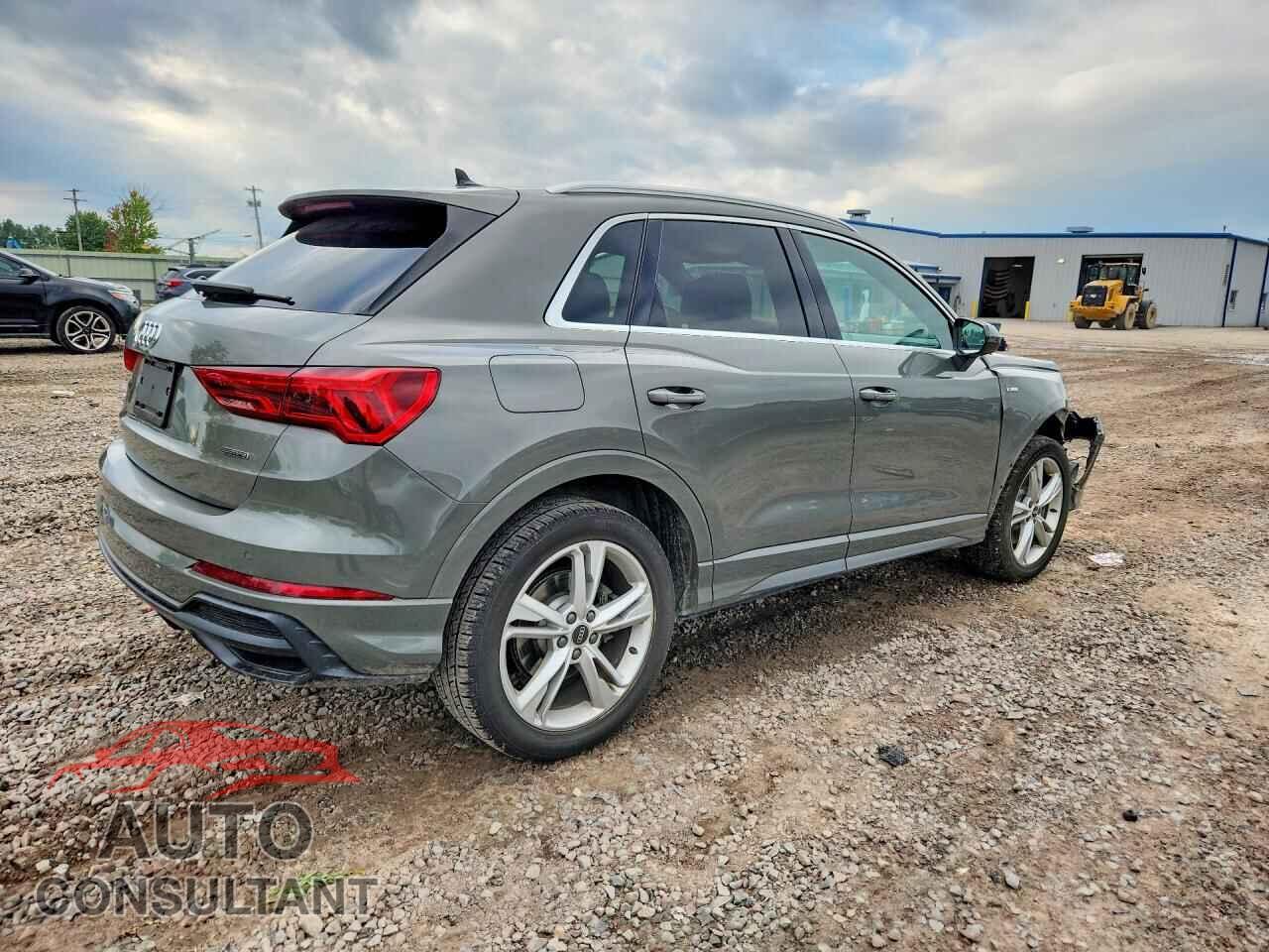AUDI Q3 2021 - WA1EECF37M1092597
