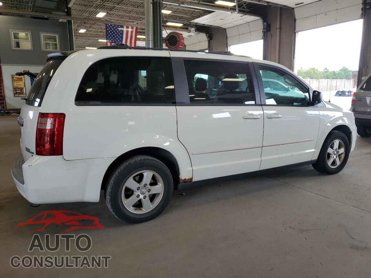 DODGE CARAVAN 2010 - 2D4RN4DE2AR326169