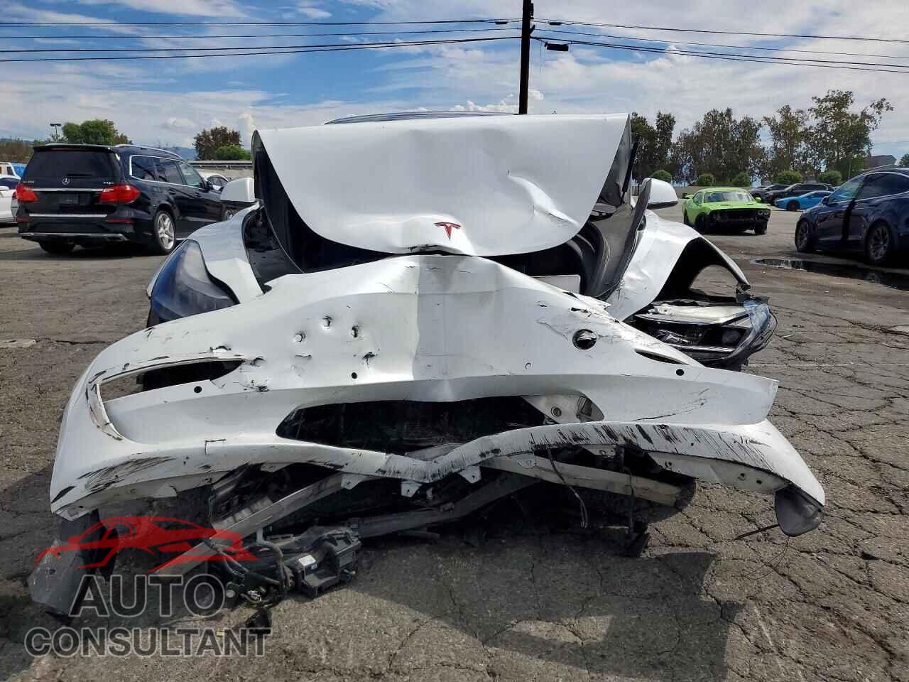 TESLA MODEL 3 2021 - 5YJ3E1EB8MF006926
