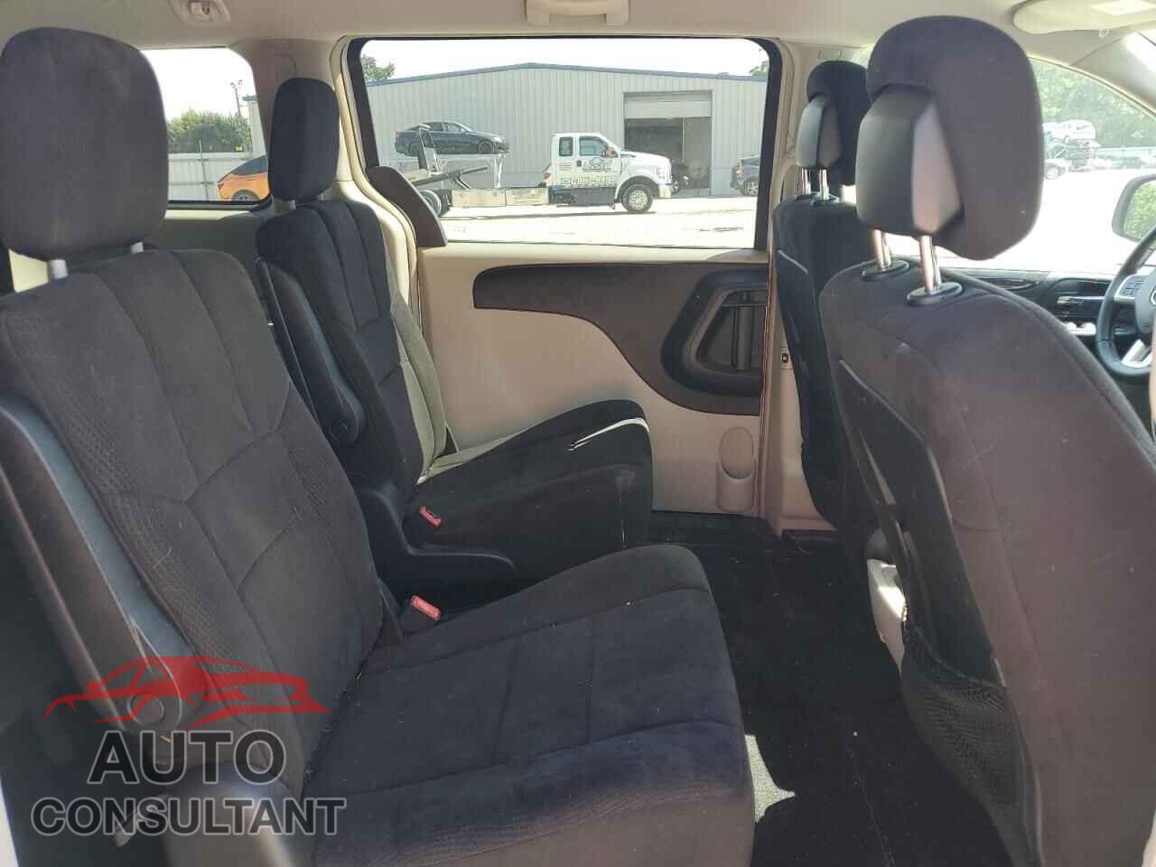 DODGE CARAVAN 2011 - 2D4RN5DG8BR608602