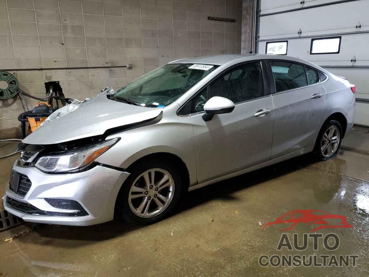 CHEVROLET CRUZE 2017 - 1G1BE5SM1H7225191