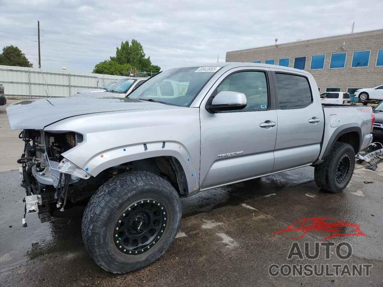 TOYOTA TACOMA 2018 - 5TFCZ5AN2JX150081