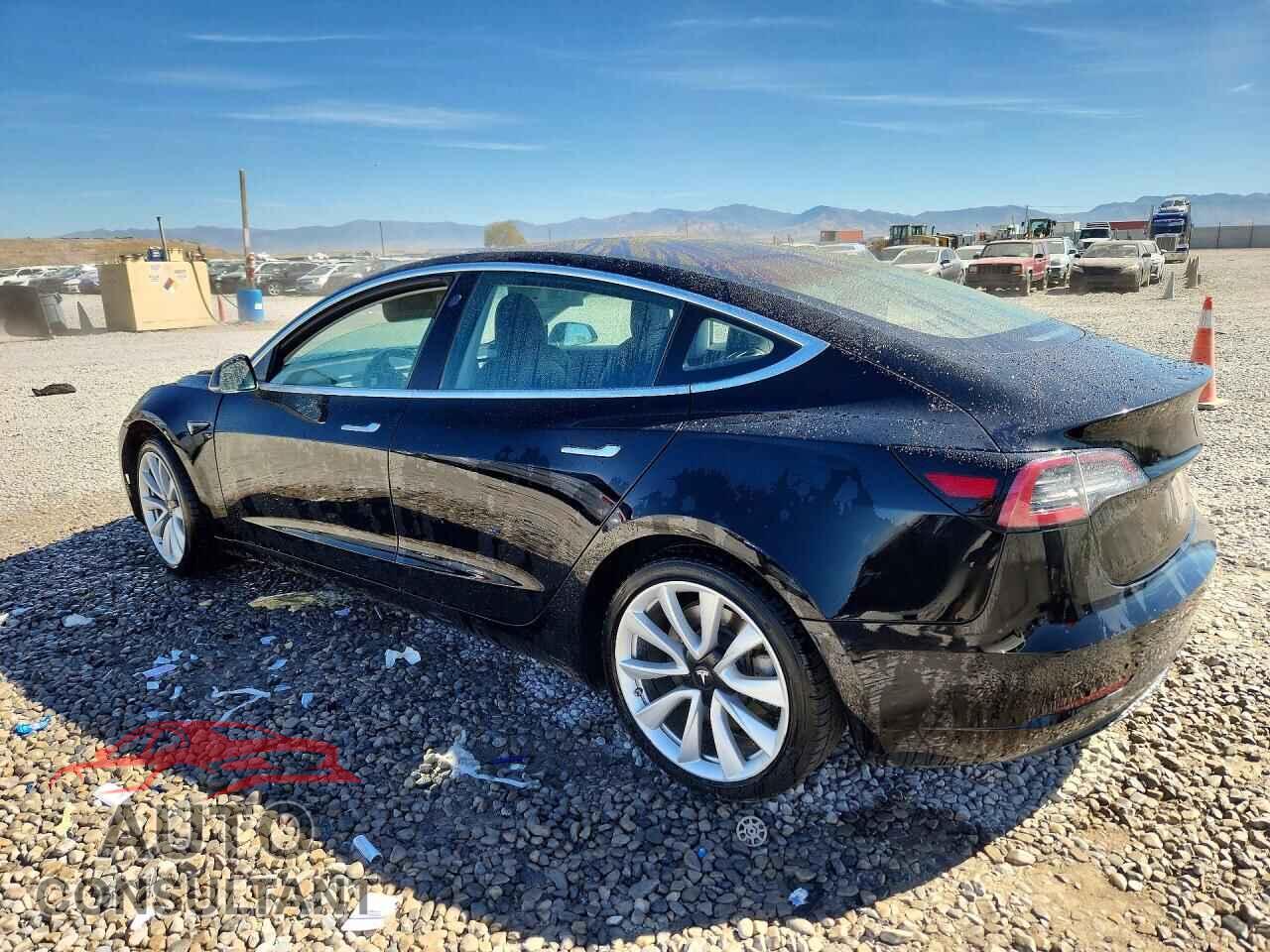 TESLA MODEL 3 2018 - 5YJ3E1EA7JF023669