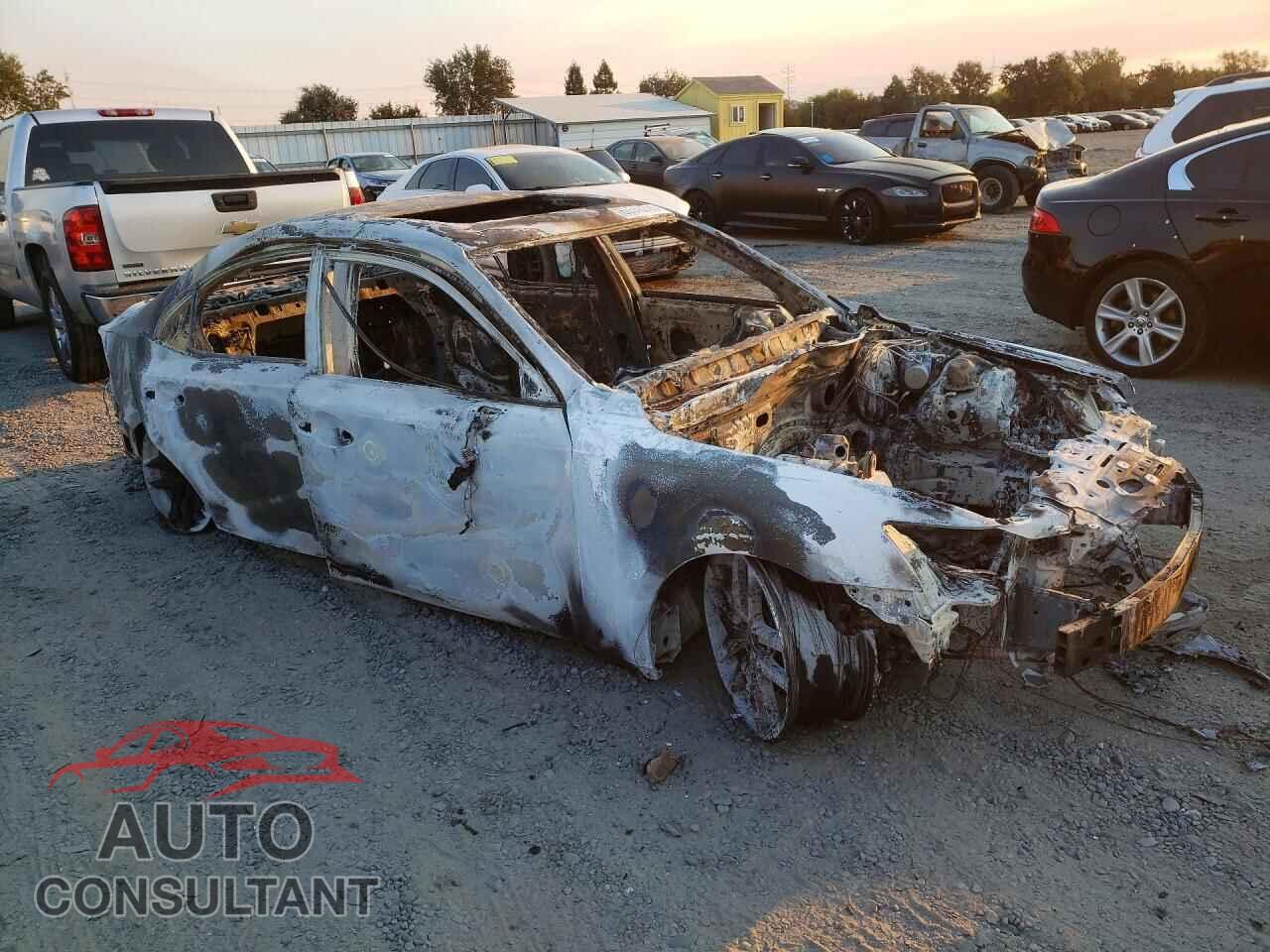 LEXUS IS 2014 - JTHBE1D28E5013437