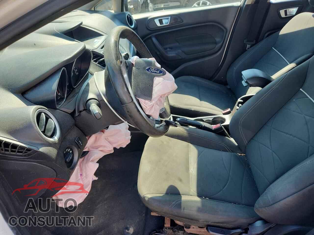 FORD FIESTA 2014 - 3FADP4EJ9EM236274