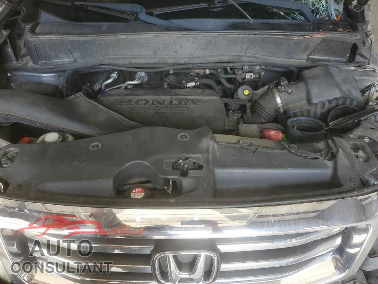 HONDA PILOT 2013 - 5FNYF4H52DB022016