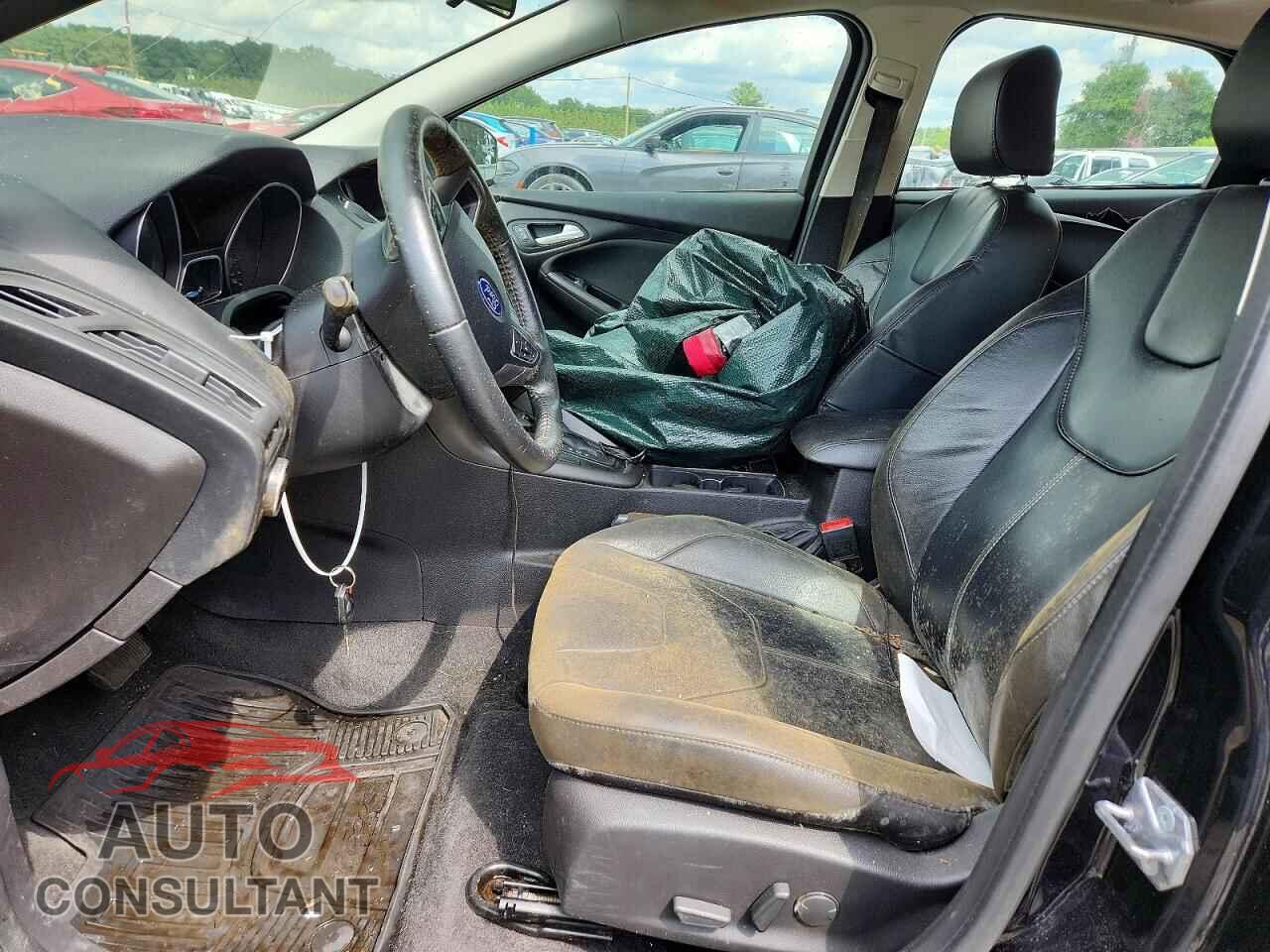 FORD FOCUS 2015 - 1FADP3F24FL353250