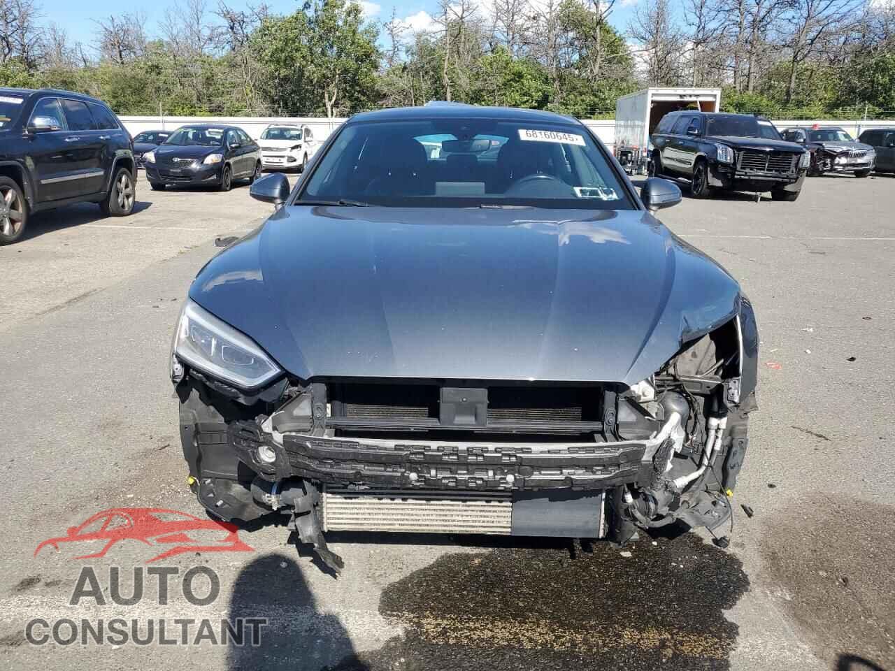 AUDI A5 2018 - WAUBNCF51JA003397