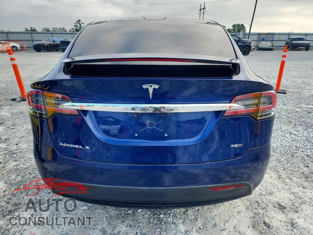 TESLA MODEL X 2016 - 5YJXCAE29GF015968