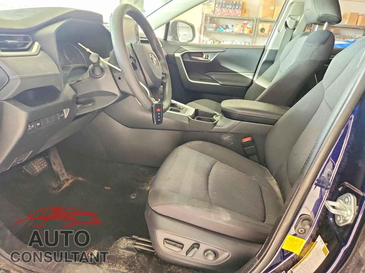TOYOTA RAV4 2019 - JTMP1RFVXKJ018683