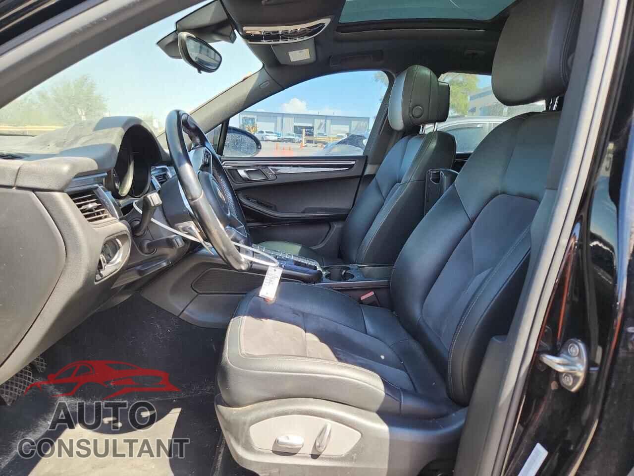 PORSCHE MACAN 2017 - WP1AA2A58HLB08883