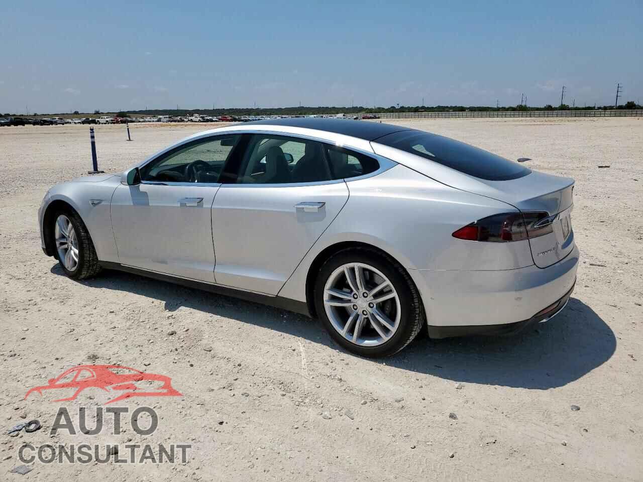 TESLA MODEL S 2014 - 5YJSA1H16EFP35938