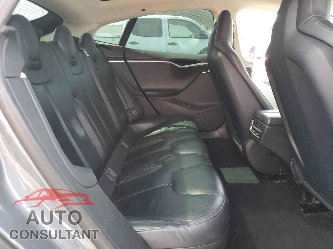 TESLA MODEL S 2013 - 5YJSA1CP9DFP22630