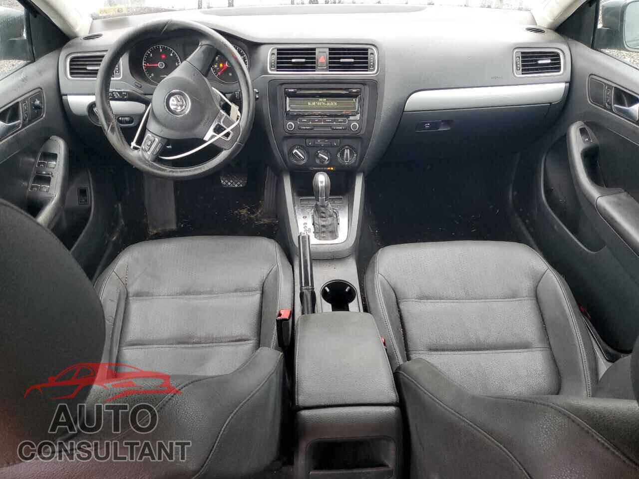 VOLKSWAGEN JETTA 2012 - 3VWLL7AJ5CM080320