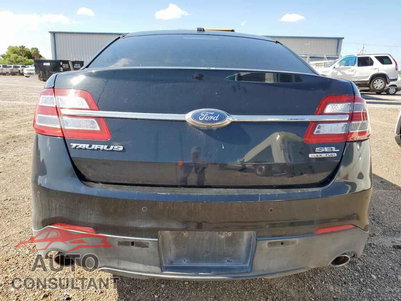 FORD TAURUS 2016 - 1FAHP2E89GG121934