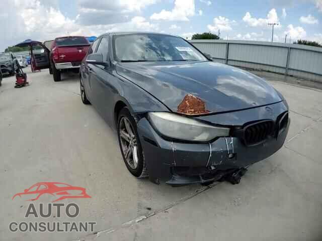 BMW 3 SERIES 2013 - WBA3C1C50DF442679