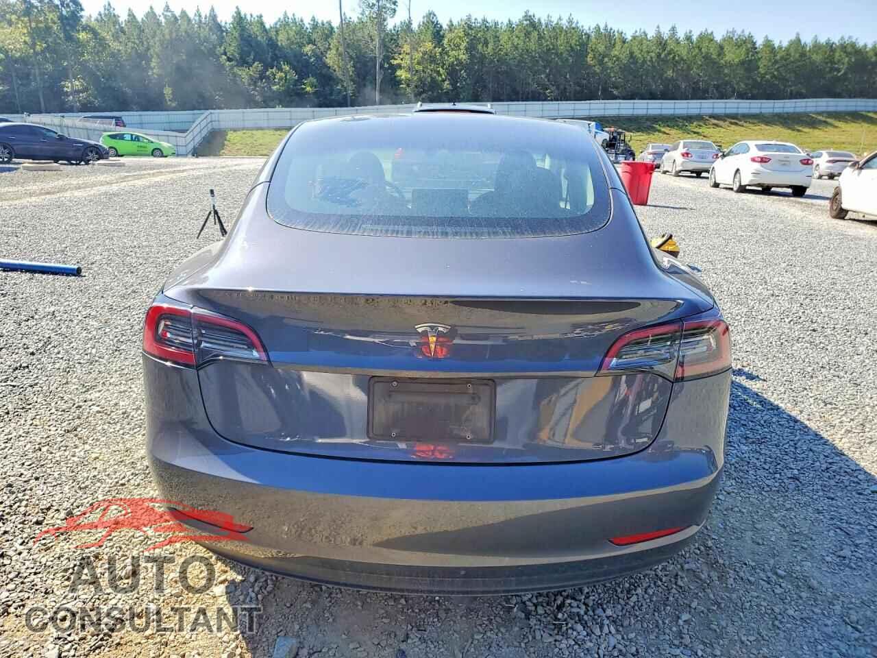 TESLA MODEL 3 2023 - 5YJ3E1EAXPF695444