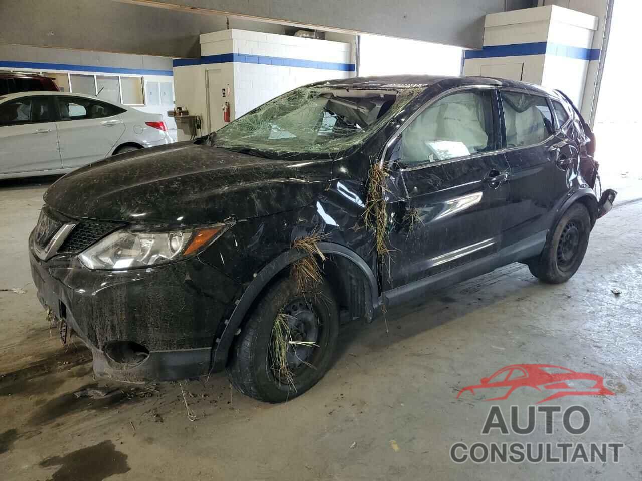 NISSAN ROGUE 2018 - JN1BJ1CP4JW158878