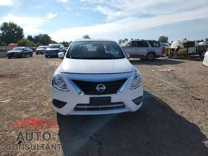 NISSAN VERSA 2019 - 3N1CN7AP3KL832959