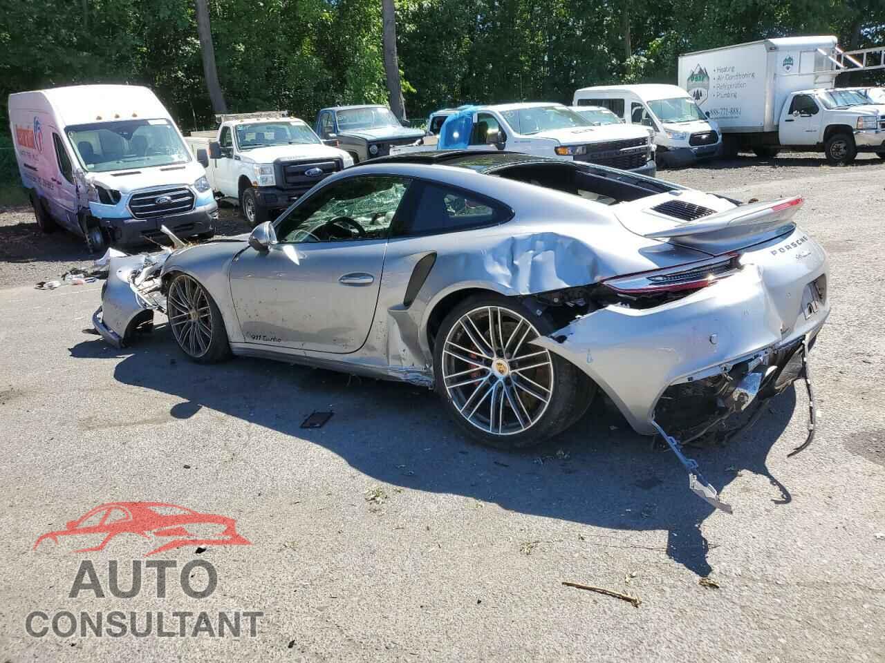 PORSCHE 911 2018 - WP0AD2A97JS156530